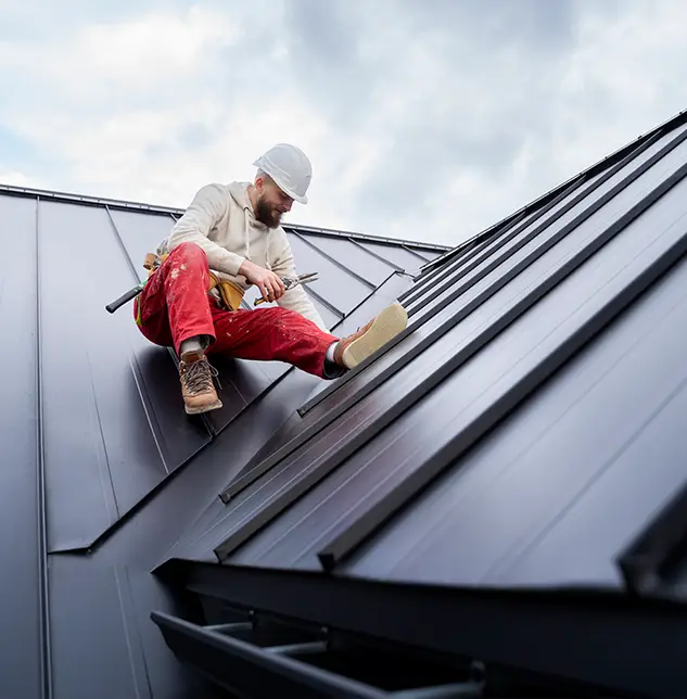 Reliable Roof Eaves Repair Company in Lake Zurich, IL: Protecting Your Home's Edge