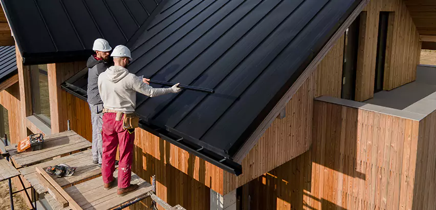 Metal Roof Maintenance in Lake Zurich